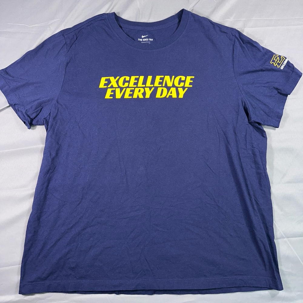 Nike Men's Blue and Yellow T-Shirt